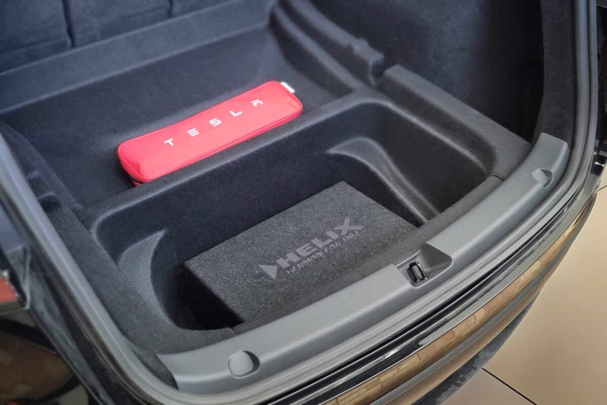 HiFi Subwoofer Upgrade für Tesla Model Y – Bild 10